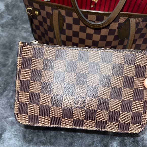 Louis Vuitton ♥️ - Picture 8 of 15